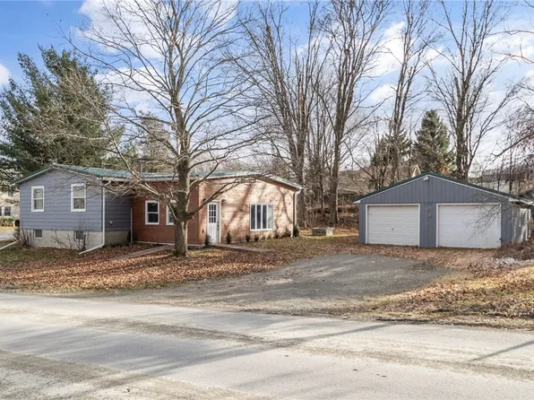 610 Trumbulls Corners Rd, Newfield, NY 14867