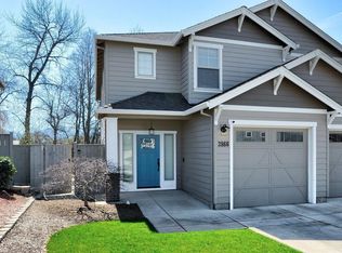 3866 Creek View Dr, Medford, OR 97504