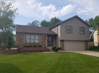 20752 S Humboldt Dr, Frankfort, IL 60423