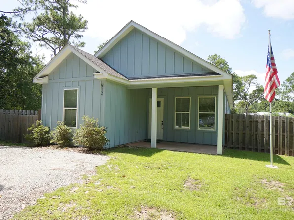912 E 24th Ave, Gulf Shores, AL 36542