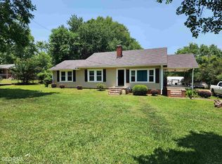 143 Grove St, Barnesville, GA 30204