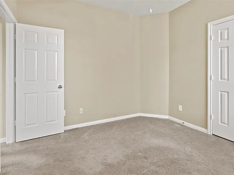 10311 Sawyers Crossing Ln — Photo 12