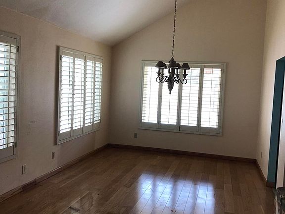 2nd image of 1813 E Velvet Dr