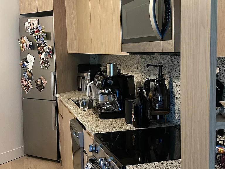 1961 N Milwaukee Ave #204 — Photo 9