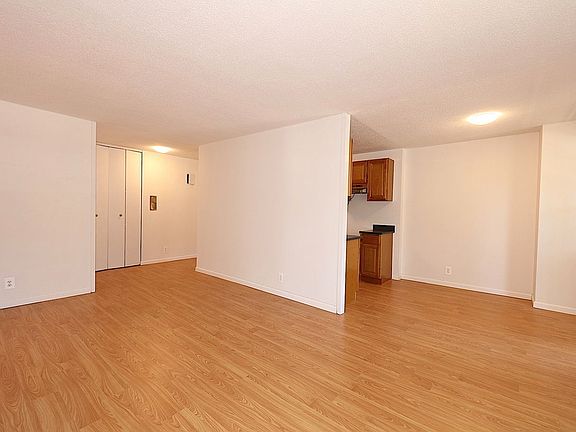 4th image of 47-30 59th Pl #2B