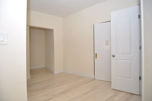 Rented by Click View Realty LLC | media 31