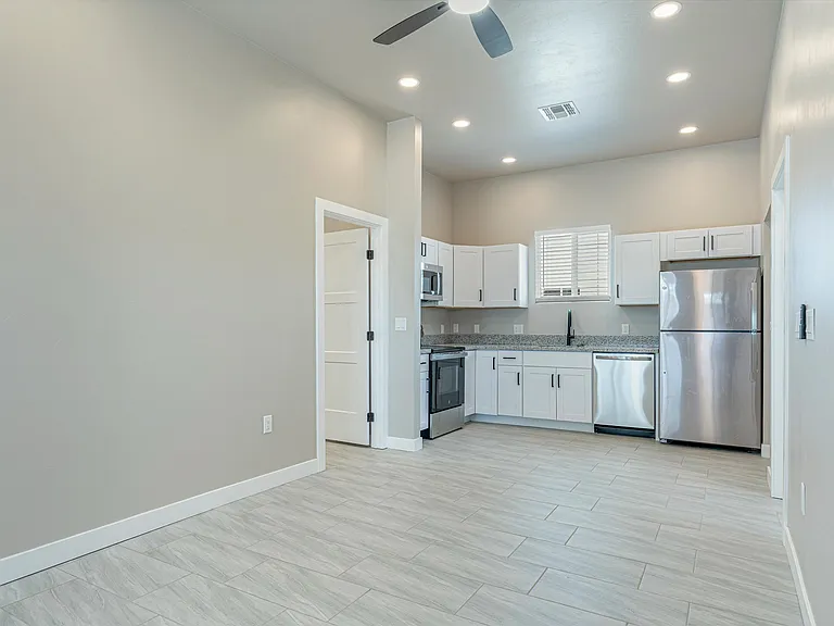 1315 W Speedway Blvd #1 — Photo 8