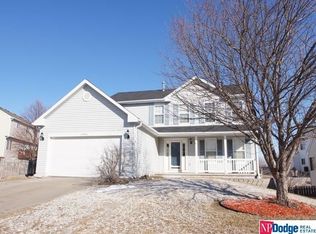 15914 T St, Omaha, NE 68135