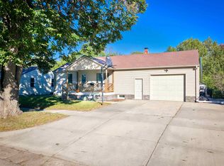 616 Roland St, Norfolk, NE 68701