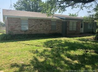 32220 S Dustin Rd, Henryetta, OK 74437