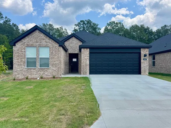 323 Cain Trl, Maumelle, AR 72113