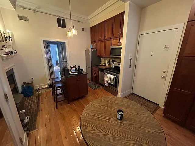 2131 Locust St #1W — Photo 5