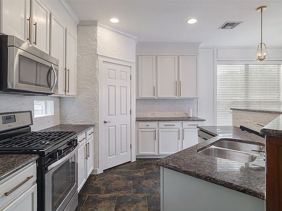 2nd image of 2101 Rivers Edge Way APT 26