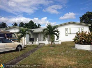 3717 NW 37th St, Lauderdale Lakes, FL 33309