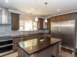 354 River Knoll Ln, Tryon, NC 28782