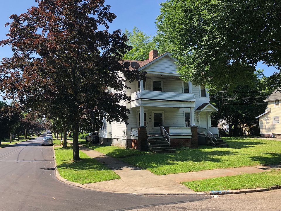 1st image of 878 Delia Ave
