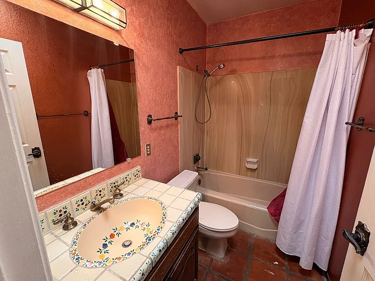 2371 W Calle Retana — Photo 19