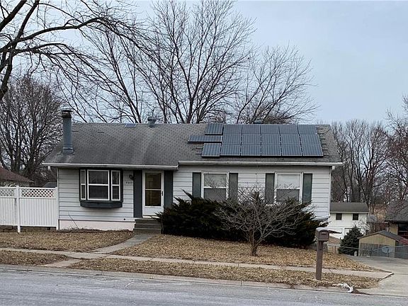 3rd image of 5605 Beechwood Blvd