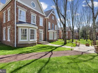 47 Governors Ln, Princeton, NJ