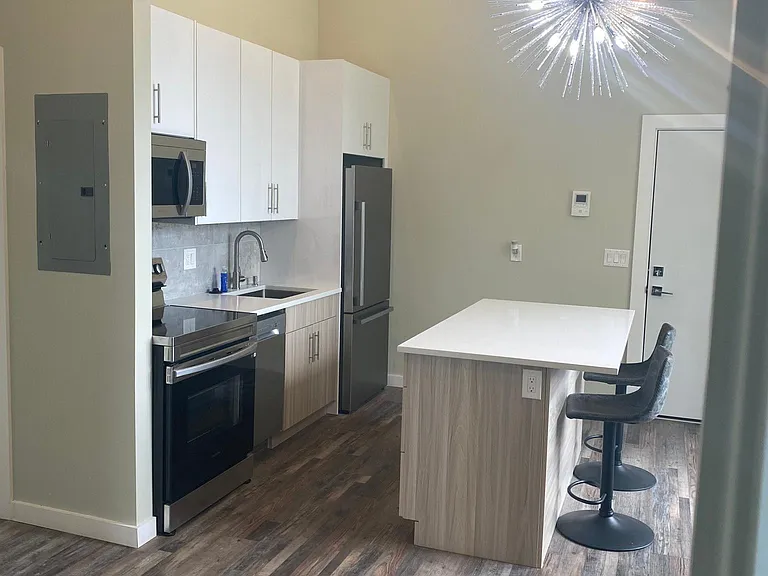 438 Wiota St #2R — Photo 14
