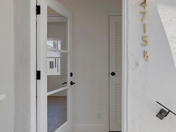 4th image of 4715 Beverly Blvd #1/2