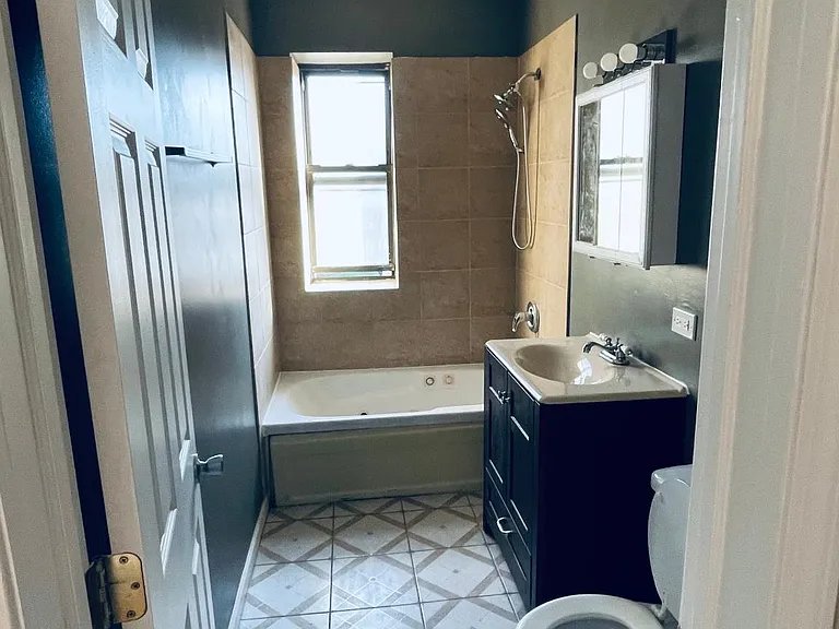 3250 W Flournoy St #2 — Photo 16