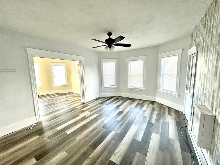 166 Fremont St #2 — Photo 3
