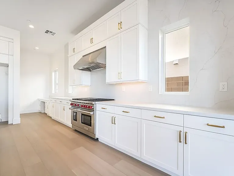Wolf 6 burner range and double ovens