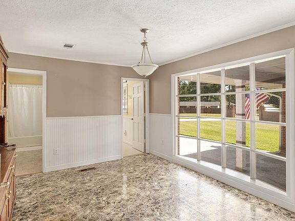 5th image of 625 Cooper St