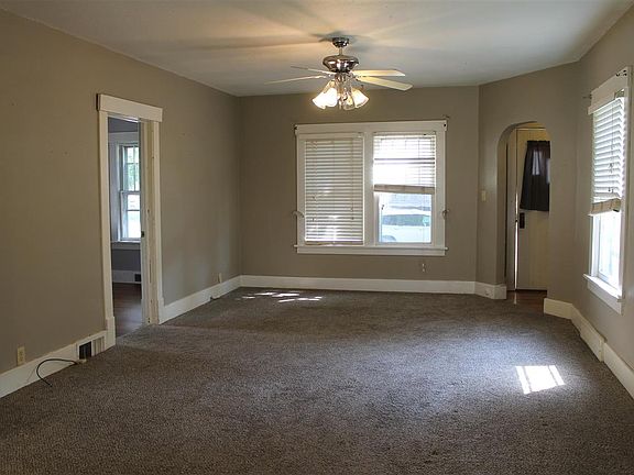 2nd image of 1304 Ithaca Ave