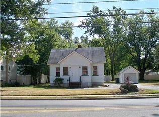 489 Inman Ave, Colonia, NJ 07067