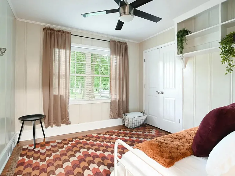 1735 Woodland Dr — Photo 21