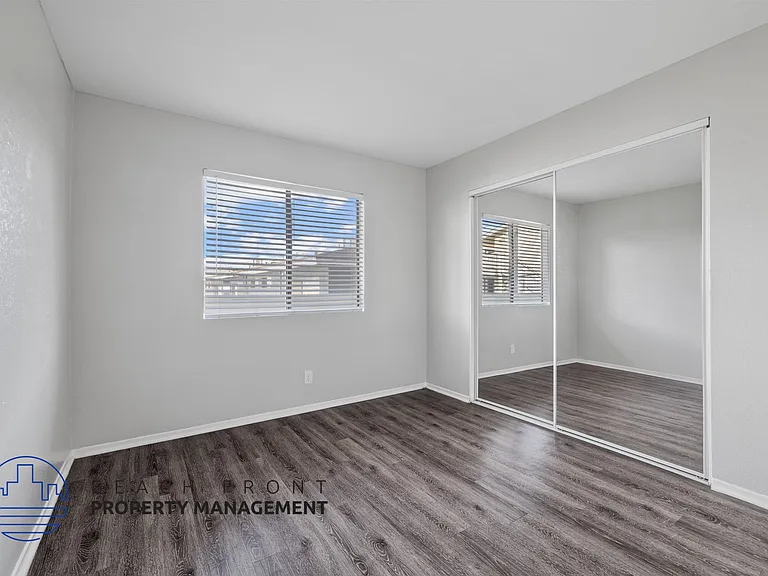 1133 Ohio Ave — Photo 6