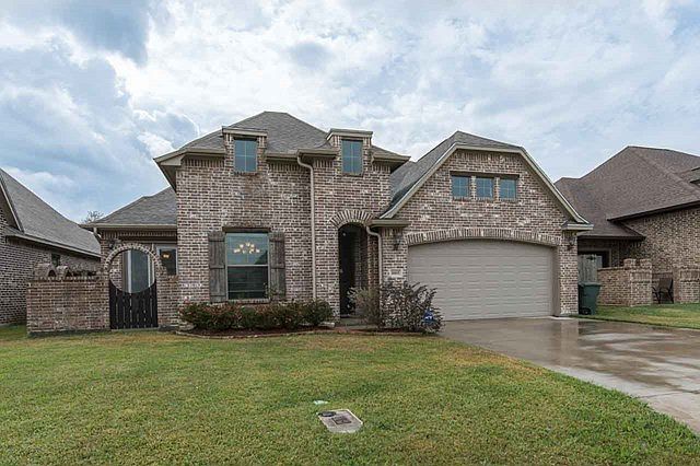 1st image of 8165 Quail Hollow Dr