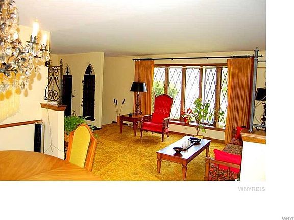 3rd image of 147 Norwood Dr
