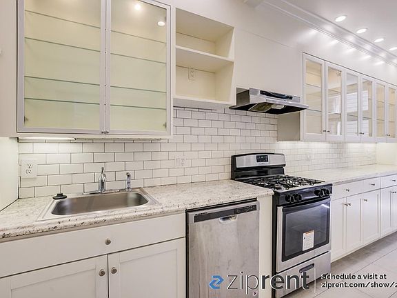 2nd image of 388 Crescent Ave #392