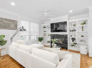 17 June St #2, Roslindale, MA 02131