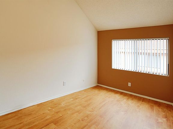 4th image of 8815 Variel Ave APT 2