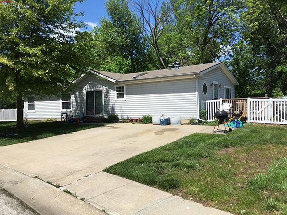 3rd image of 7912 NW 122nd Ct