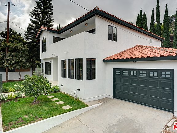 2nd image of 2250 India St