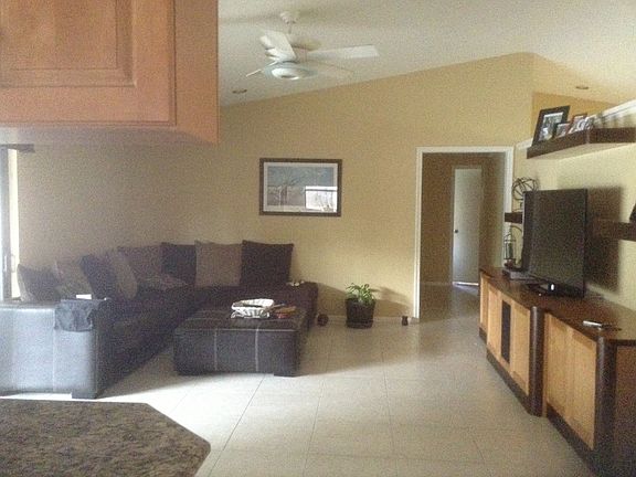 5th image of 1300 NW 112th Ter