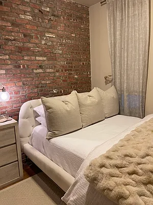 Rented by Corcoran | media 1