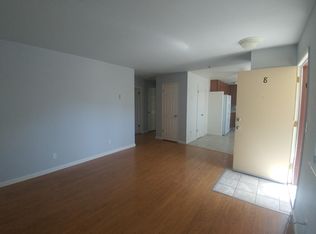 221 Carmel Ave APT 8, Marina, CA