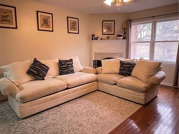 4th image of 154 Davis Mill Ct
