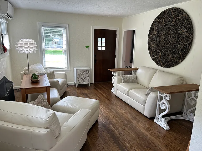 454 Shiloh Dr — Photo 4