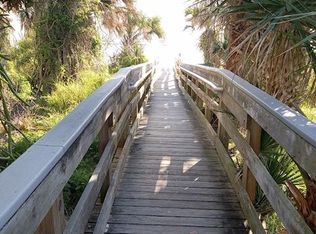 829 E 8th Ave, New Smyrna Beach, FL 32169