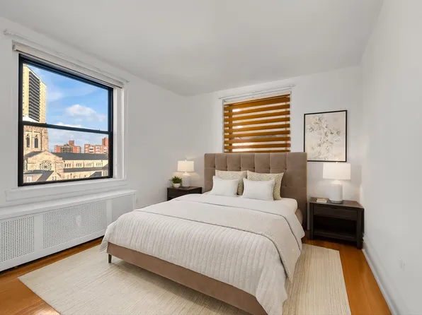 72-34 Austin Street image 10 of 15