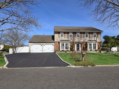 63 Acacia Drive, Holbrook, NY, 11741