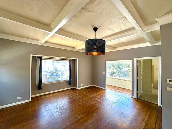 5th image of 2611 Coolidge Ave