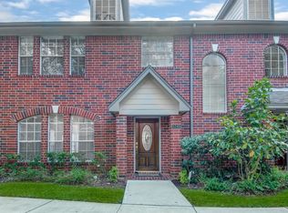 1241 El Camino Village Dr, Houston, TX 77058